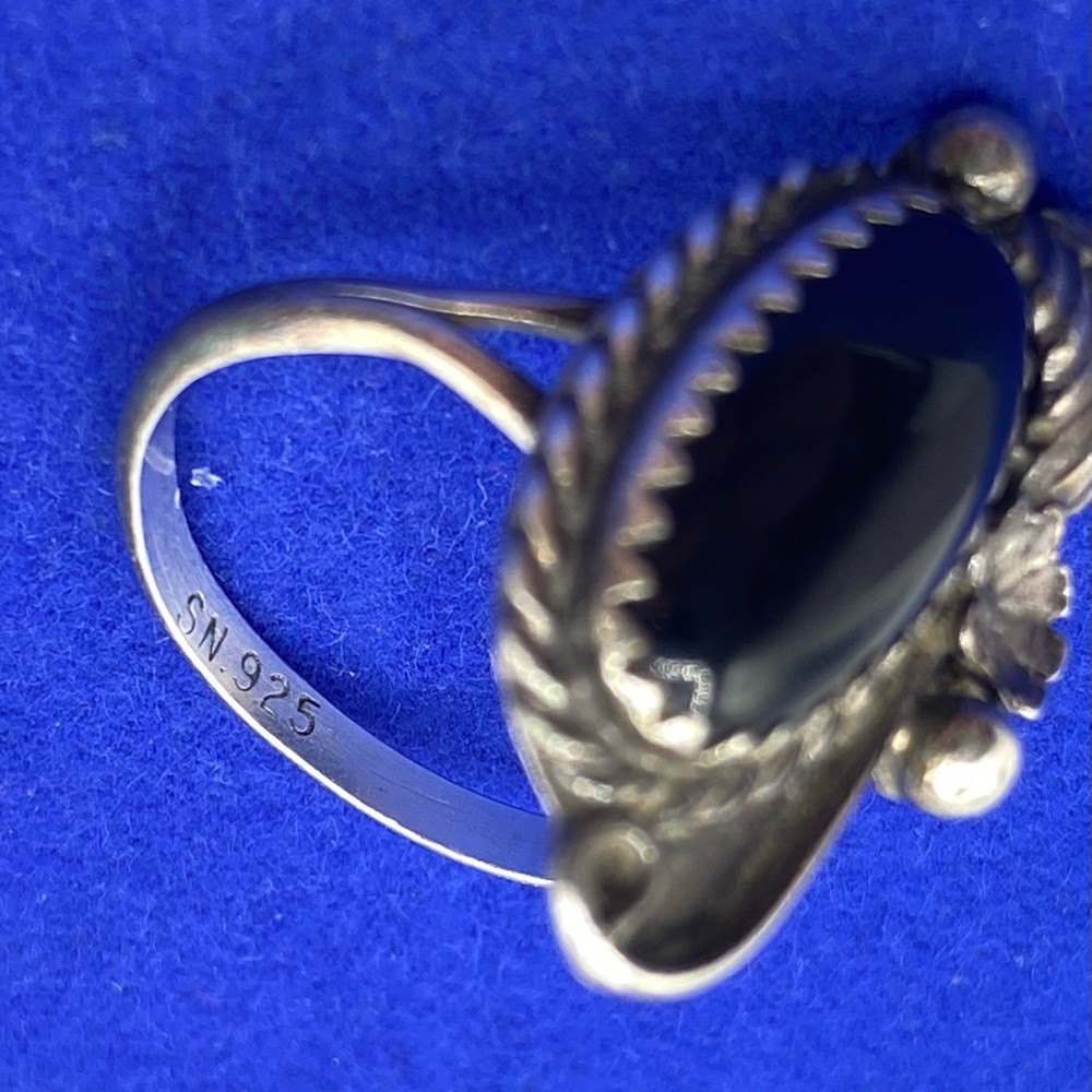 Sterling Silver Native Onyx Ring View 4